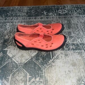Privo women’s orange slip on shoes size 7
